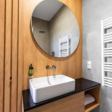 公寓 Nad Zatoka Premium Z Widokiem Na Jezioro By Rent4you